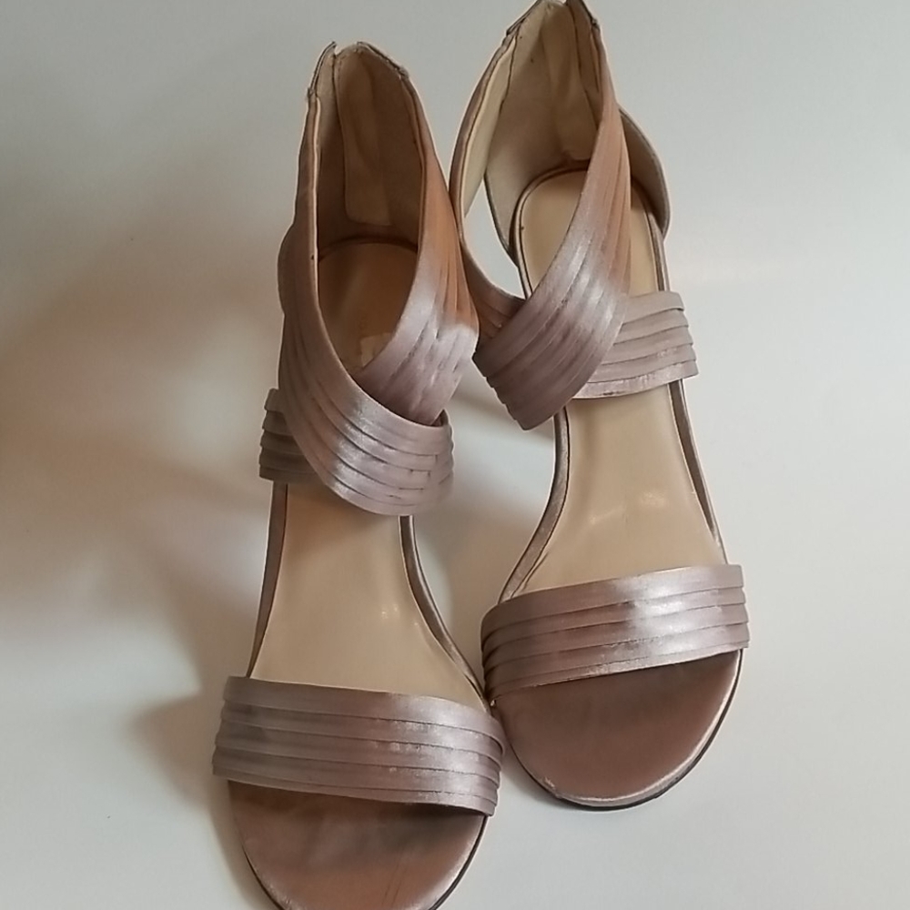 Jacqueline Ferrar Blush Satin Heels, Size 8M